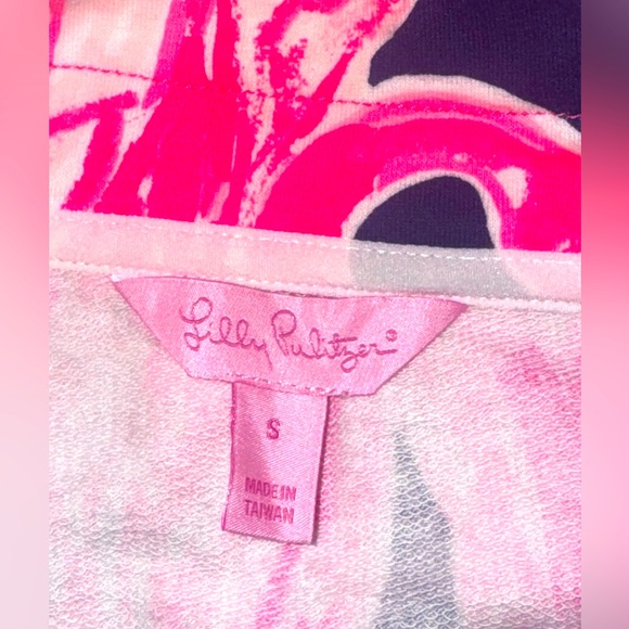 Lilly Pulitzer - Picture 2 of 2